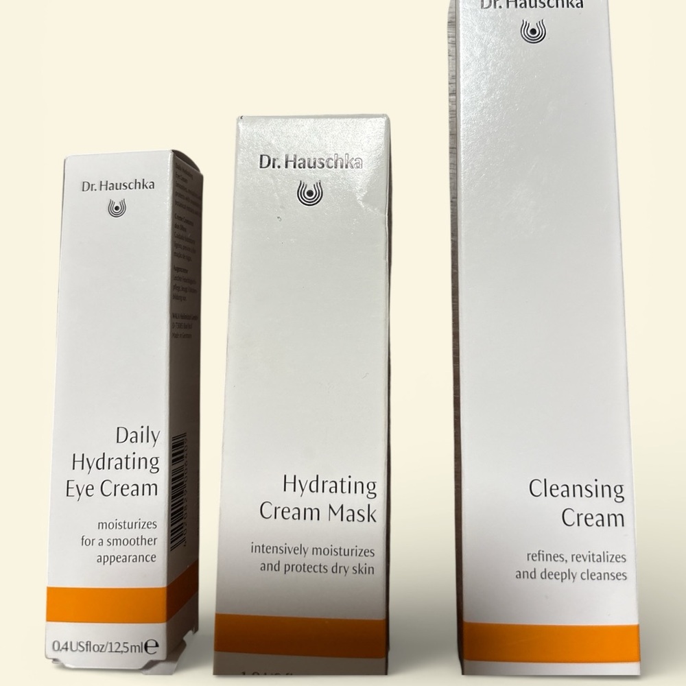 Dr HAUSCHKA Gental Hydrating Skincare Bundle for all skin types. No synthetics.